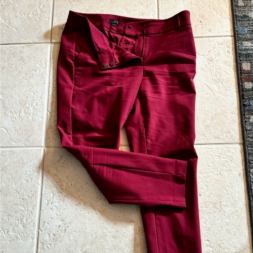 Ann Taylor maroon trouser